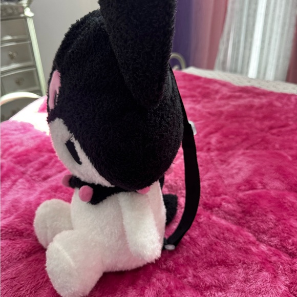 New Backpack Plush Black and White Cute Character Plush backpack - Picture 4 of 5